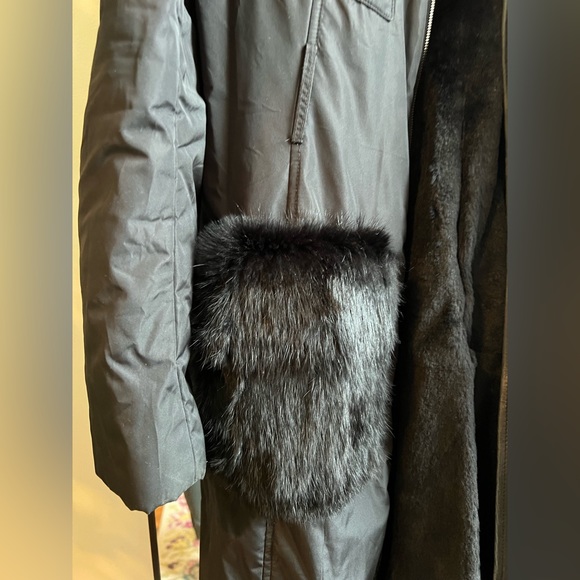 Black fur lined coat w leather - Made in Italy - Picture 8 of 8